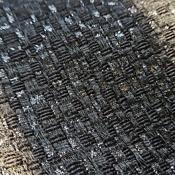 Sz 16, NWOT. Lafayette 148 NY shimmer Skirt, black wool & silk. - Picture 3 of 11